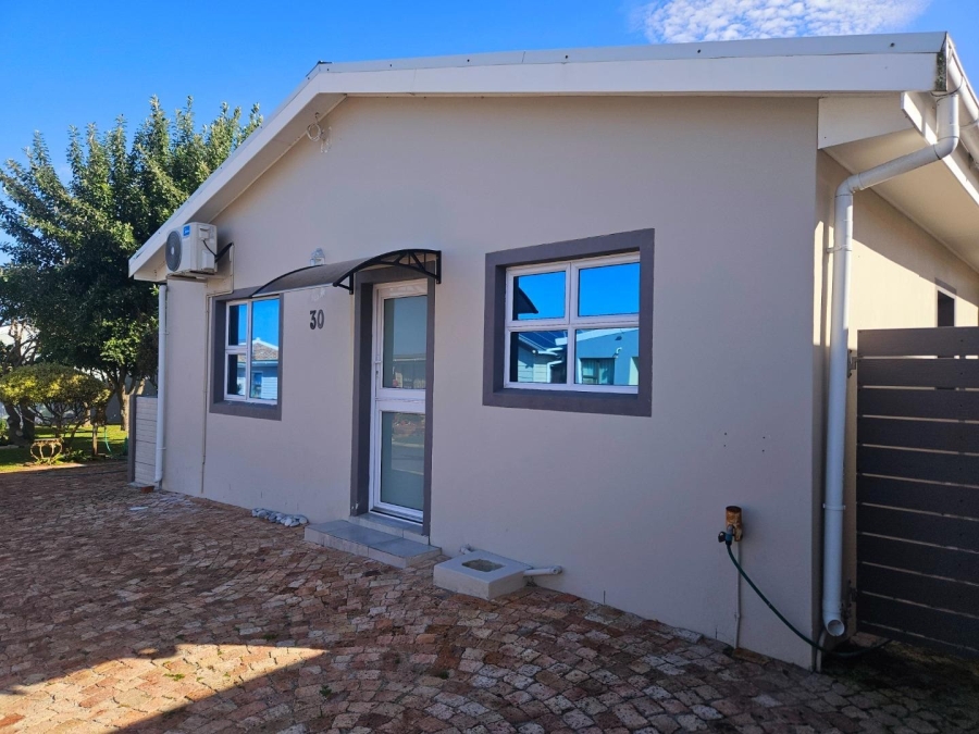 2 Bedroom Property for Sale in Pearly Beach Western Cape